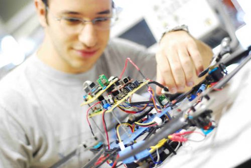 دروس تخصصی مهندسی برق الکترونیک چیست